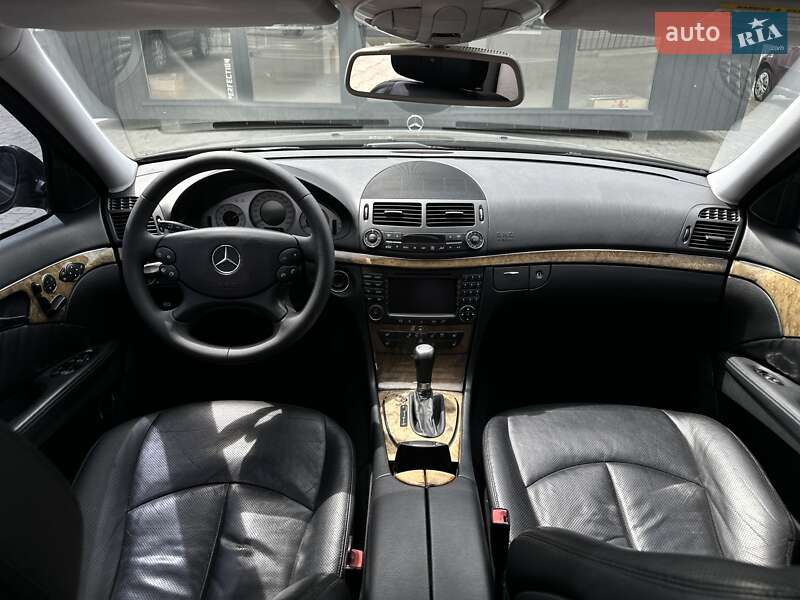 Седан Mercedes-Benz E-Class 2006 в Чернівцях