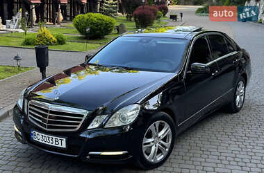 Седан Mercedes-Benz E-Class 2011 в Луцке