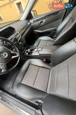 Универсал Mercedes-Benz E-Class 2012 в 