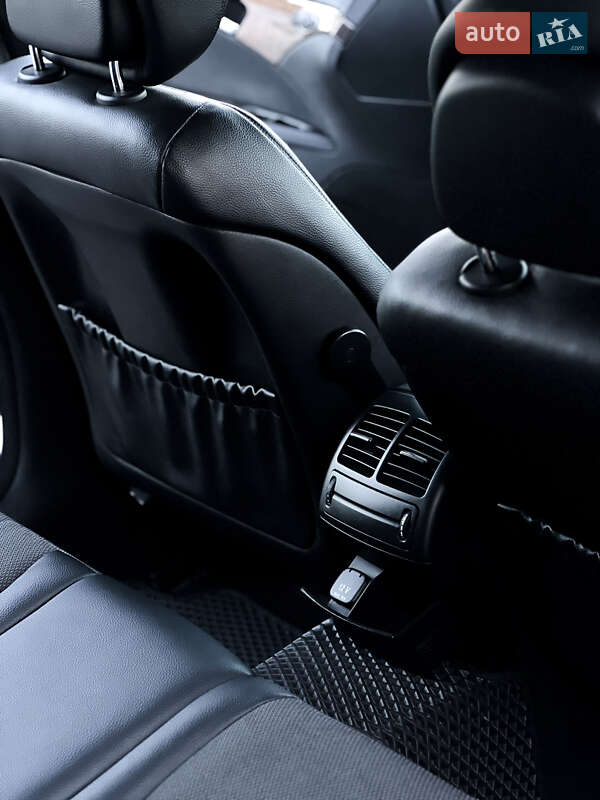 Універсал Mercedes-Benz E-Class 2007 в Києві