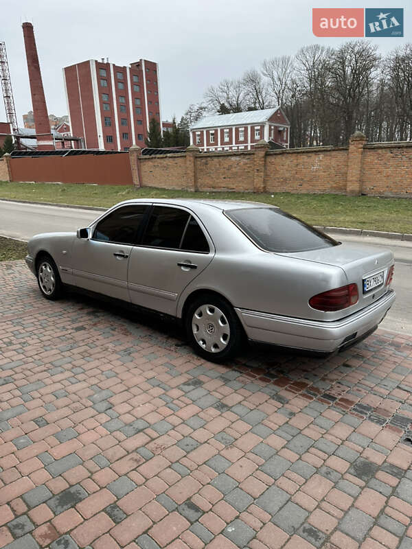 Седан Mercedes-Benz E-Class 1997 в Хмельницком
