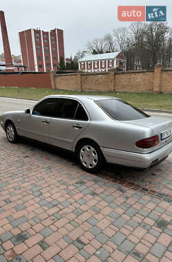 Седан Mercedes-Benz E-Class 1997 в 