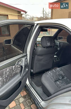 Седан Mercedes-Benz E-Class 1997 в 