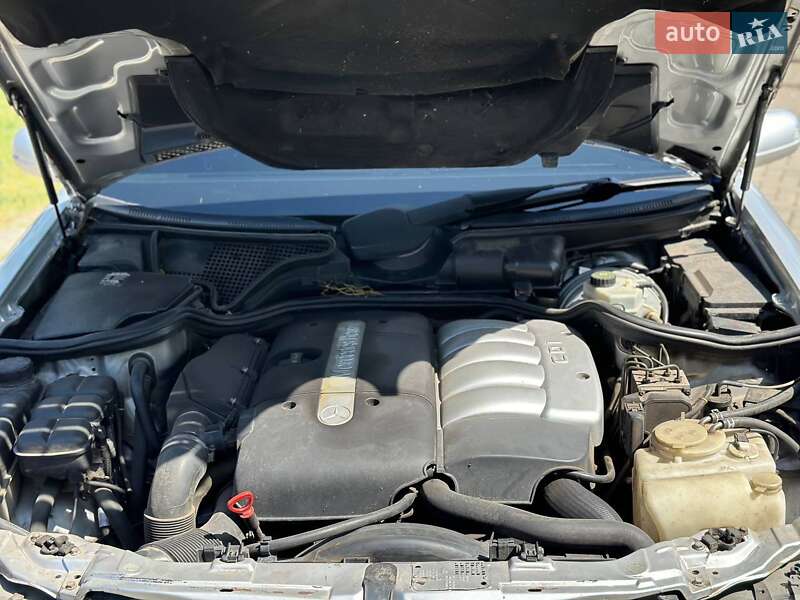 Седан Mercedes-Benz E-Class 2002 в Николаеве