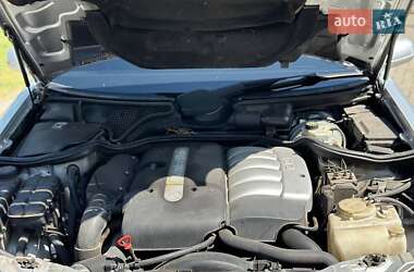 Седан Mercedes-Benz E-Class 2002 в 