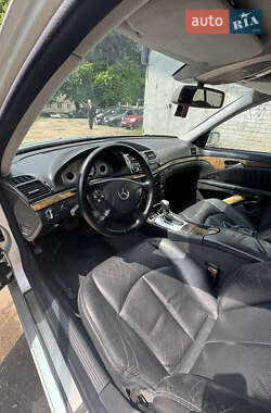 Седан Mercedes-Benz E-Class 2003 в 