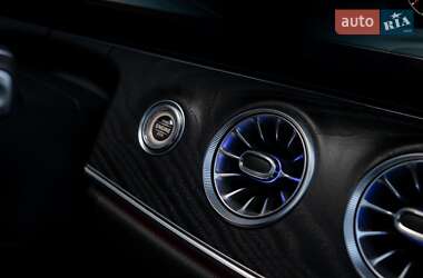 Купе Mercedes-Benz E-Class 2019 в 