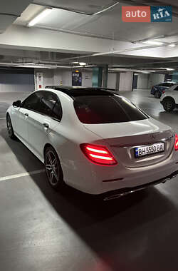 Седан Mercedes-Benz E-Class 2018 в 