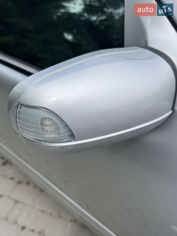 Седан Mercedes-Benz E-Class 2000 в Хоросткові