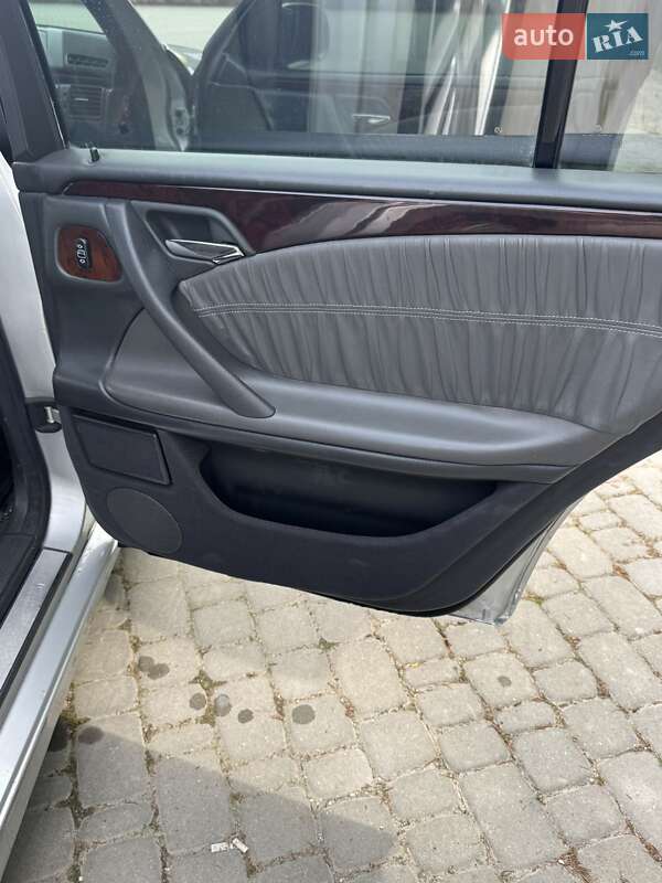 Седан Mercedes-Benz E-Class 2000 в Хоросткові