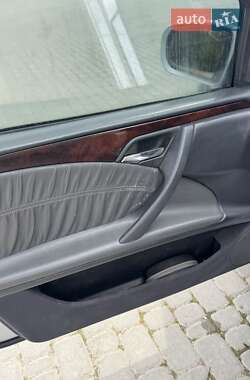 Седан Mercedes-Benz E-Class 2000 в 