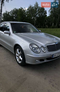Седан Mercedes-Benz E-Class 2003 в Красилове