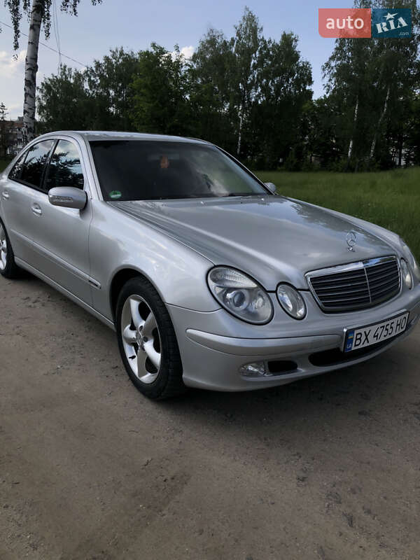 Mercedes-Benz E-Class 2003