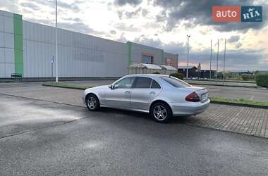 Седан Mercedes-Benz E-Class 2003 в 