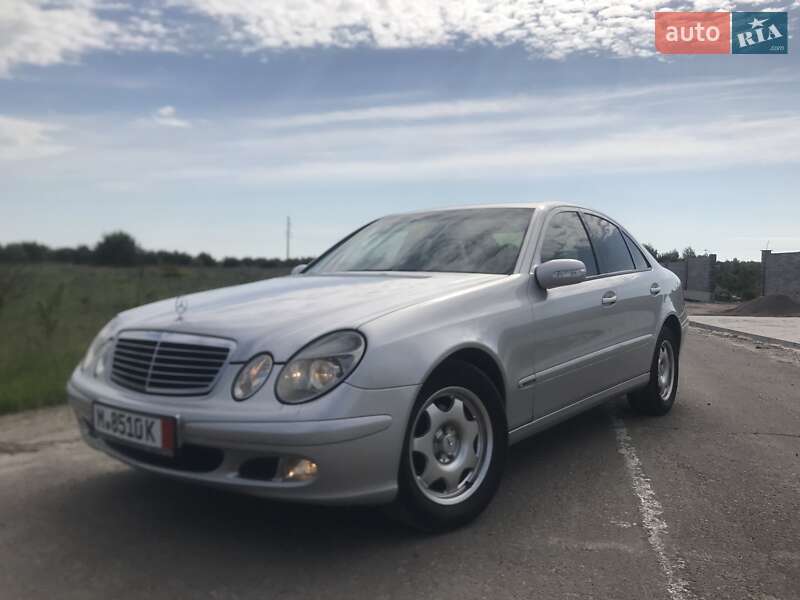 Седан Mercedes-Benz E-Class 2004 в Рівному