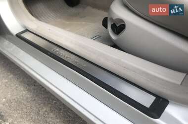 Седан Mercedes-Benz E-Class 2004 в 