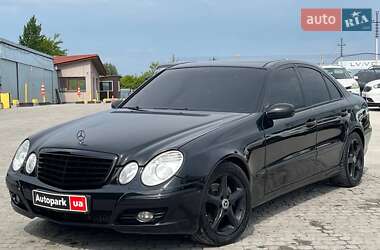 Седан Mercedes-Benz E-Class 2005 в Львове