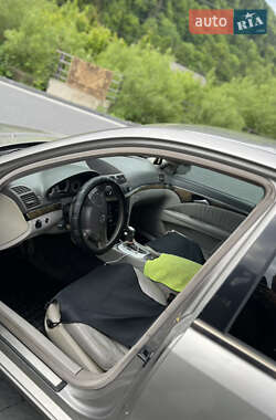 Седан Mercedes-Benz E-Class 2003 в 