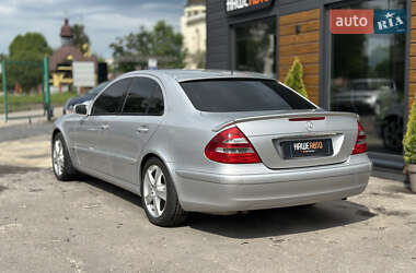 Седан Mercedes-Benz E-Class 2002 в 