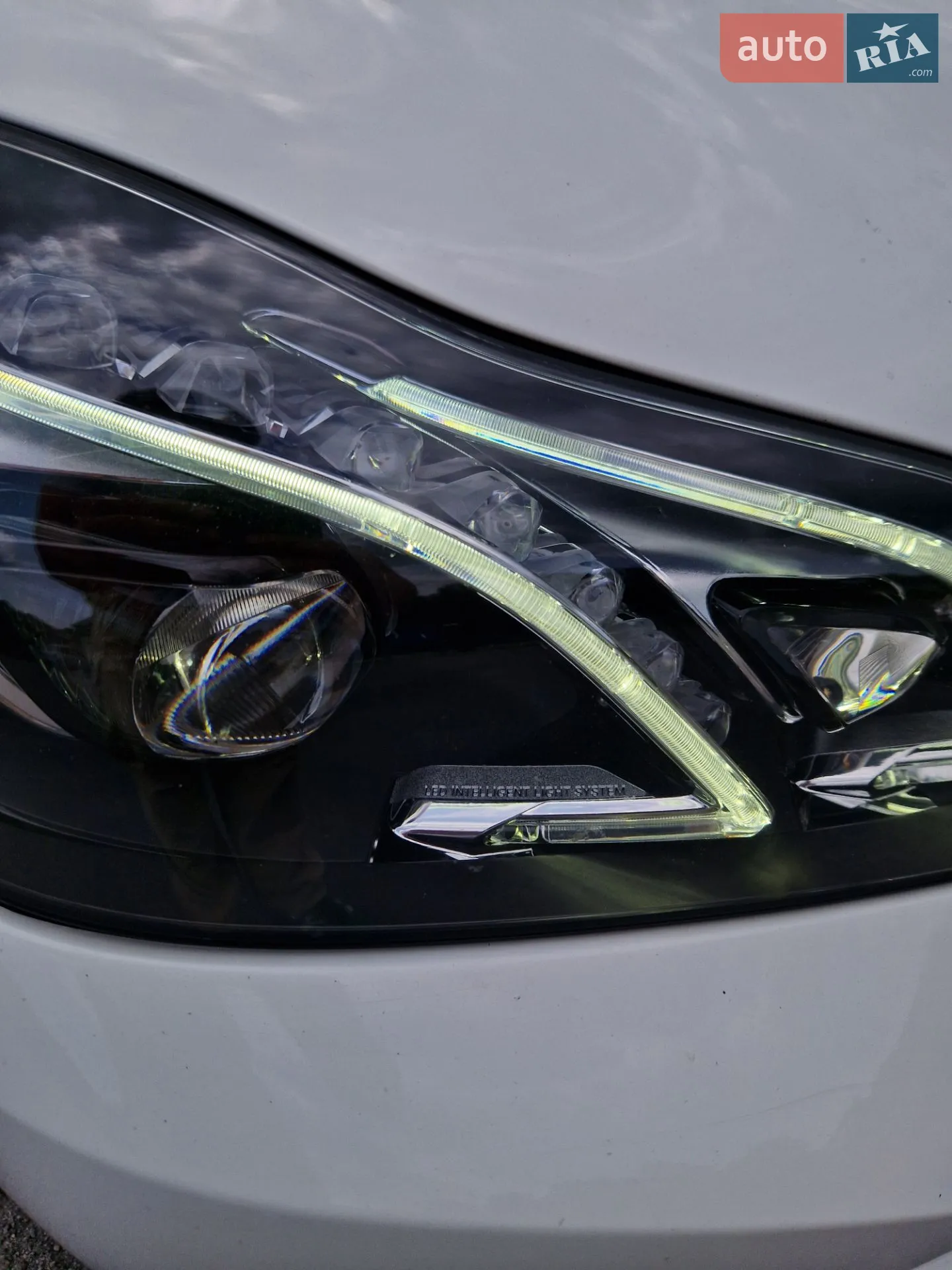 2013 Mercedes-Benz E-klasse - мініатюра 11