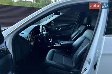 Седан Mercedes-Benz E-Class 2012 в 