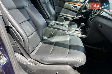 Седан Mercedes-Benz E-Class 2011 в 