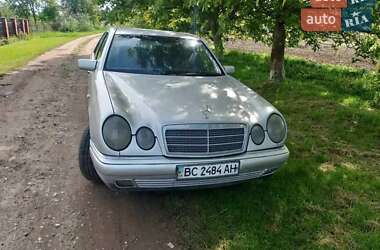 Седан Mercedes-Benz E-Class 1999 в Мостиській