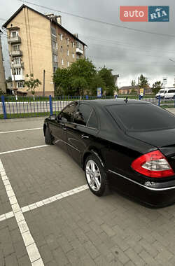 Седан Mercedes-Benz E-Class 2008 в 