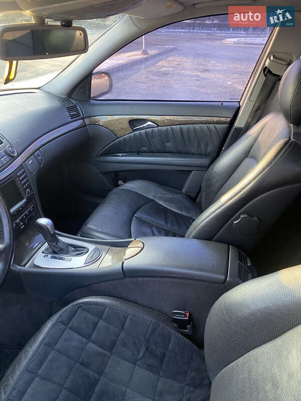 Седан Mercedes-Benz E-Class 2003 в Луцьку