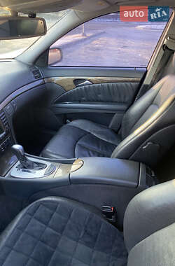 Седан Mercedes-Benz E-Class 2003 в 