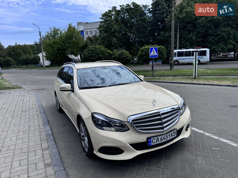 Універсал Mercedes-Benz E-Class 2015 в 