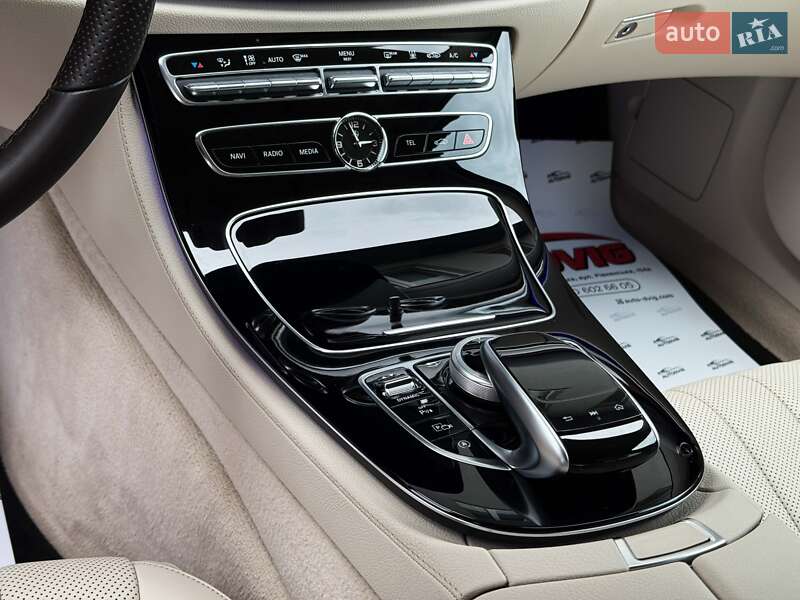 Седан Mercedes-Benz E-Class 2017 в Луцке