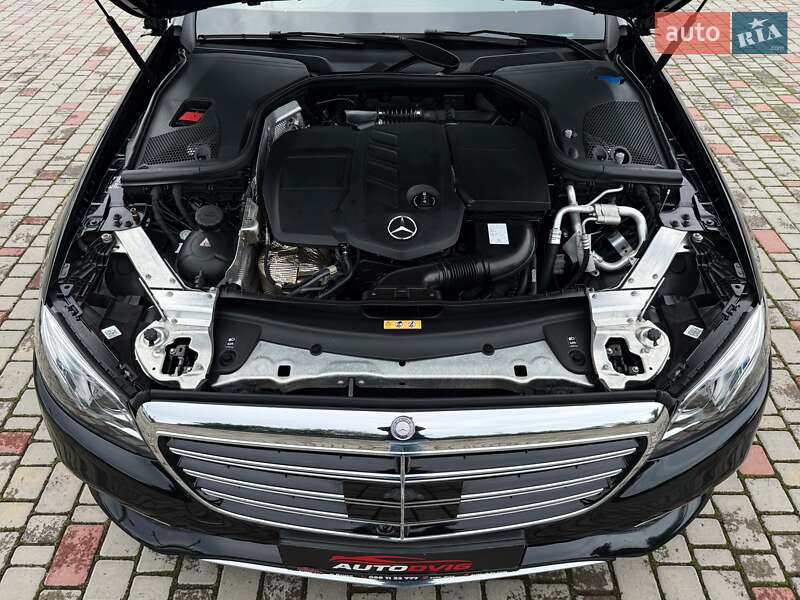 Седан Mercedes-Benz E-Class 2017 в Луцке