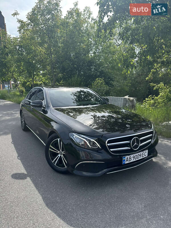 Седан Mercedes-Benz E-Class 2019 в 