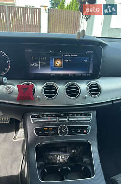 Седан Mercedes-Benz E-Class 2019 в 
