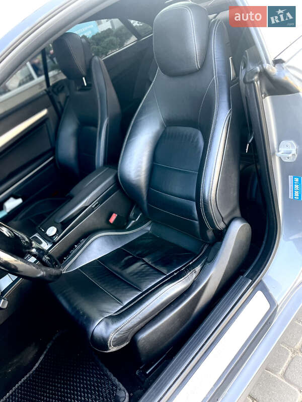 Купе Mercedes-Benz E-Class 2009 в Самборе