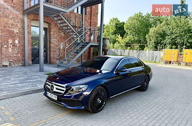 Седан Mercedes-Benz E-Class 2018 в 