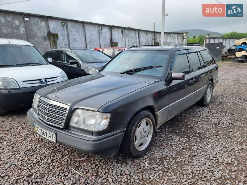 Mercedes-Benz E-Class 1994