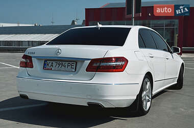 Седан Mercedes-Benz E-Class 2012 в 