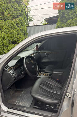 Седан Mercedes-Benz E-Class 2000 в 
