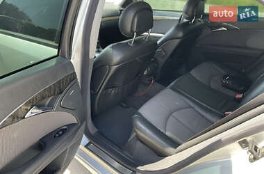 Седан Mercedes-Benz E-Class 2003 в 