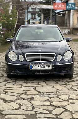 Седан Mercedes-Benz E-Class 2003 в Вижнице