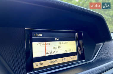Седан Mercedes-Benz E-Class 2010 в 