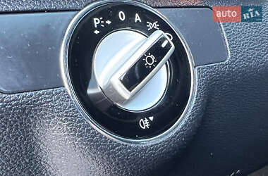 Седан Mercedes-Benz E-Class 2010 в 