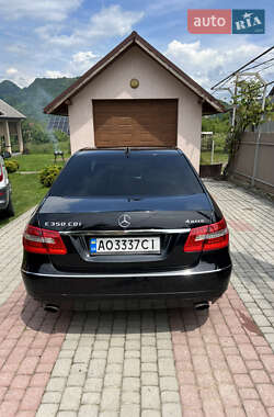 Седан Mercedes-Benz E-Class 2009 в 