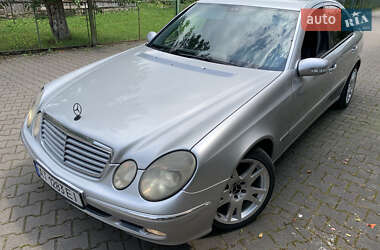 Седан Mercedes-Benz E-Class 2002 в 