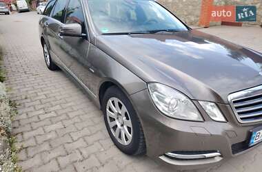 Универсал Mercedes-Benz E-Class 2011 в 