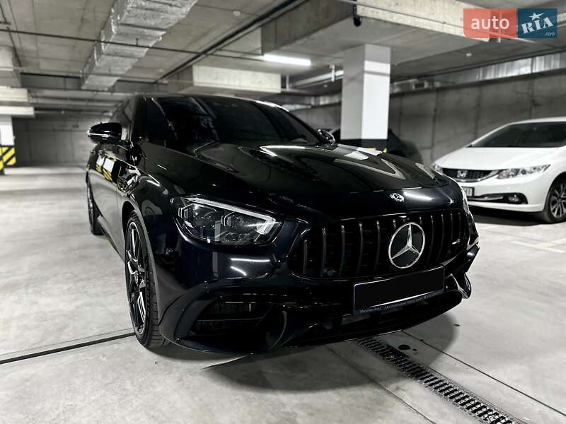 Седан Mercedes-Benz E-Class 2021 в Днепре