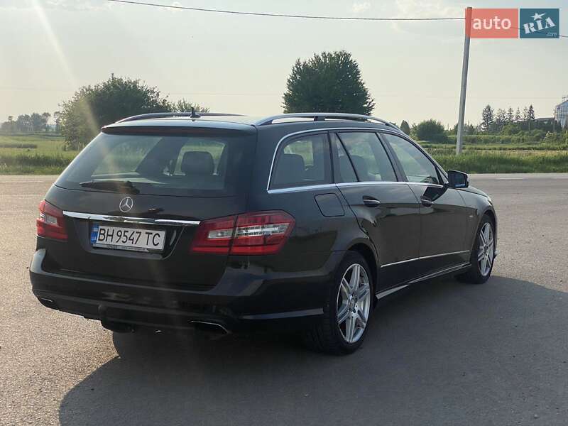 Универсал Mercedes-Benz E-Class 2010 в Городенке