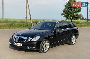 Универсал Mercedes-Benz E-Class 2010 в 